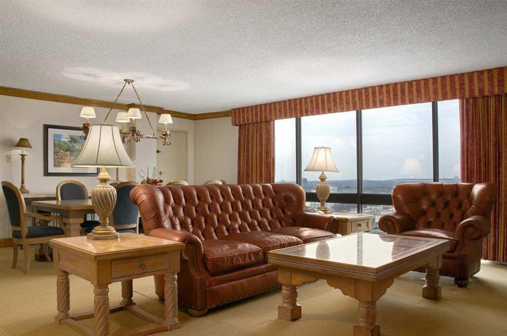 Doubletree By Hilton San Antonio Airport Otel Oda fotoğraf